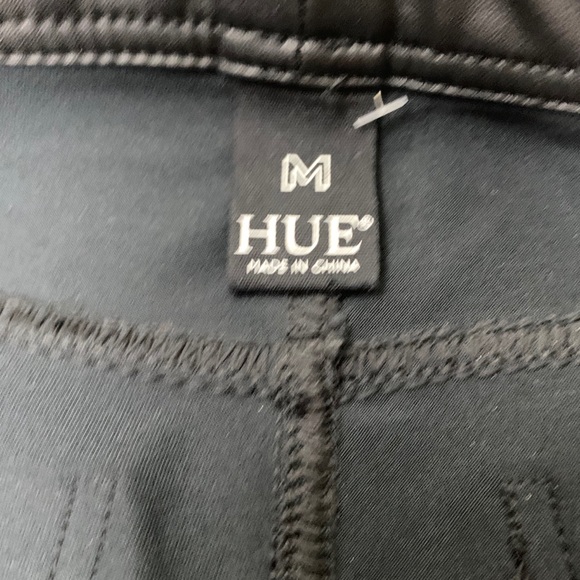 Hue Medium faux leather leggings - Picture 6 of 7